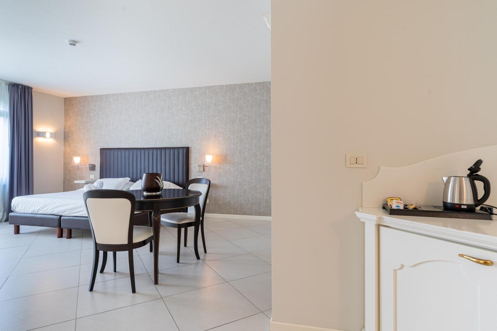 Monastero Resort & Spa 索亚诺·德尔·拉戈 外观 照片