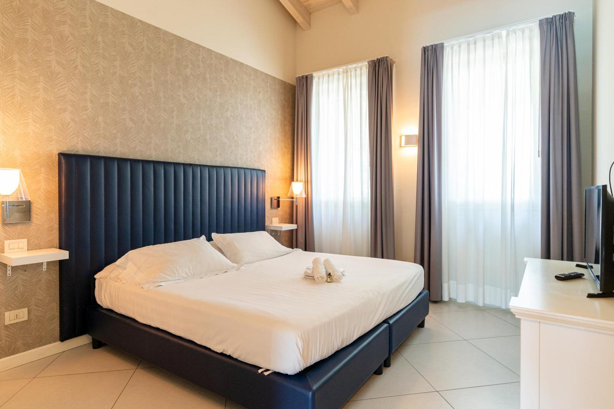 Monastero Resort & Spa 索亚诺·德尔·拉戈 外观 照片